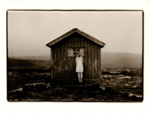 house on the hill | Lith print | Limited Edition of 7